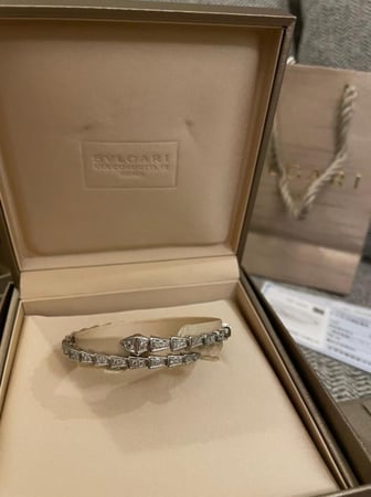 اسوارة سيربنتي فُل دايموند