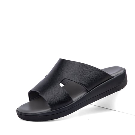 نعال خليجي جلد اسود ايطالي وارضية رمادي طبية