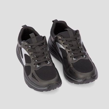 حذاء كاجوال رياضي بتصميم مذهل باللون الأسود