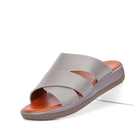 نعال خليجي جلد رمادي وارضية عسلي طبية