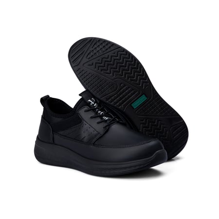 حذاء كاجوال جلد طبي من فيكتور كلارك - اسود داكن