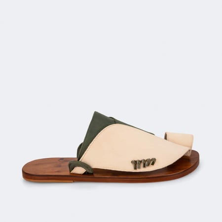 نعال شرقي وطني بيج وأخضر بتصميم فاخر