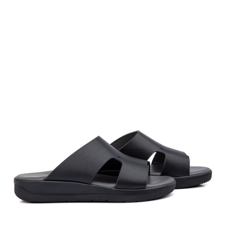 نعال خليجي جلد اسود ايطالي وارضية رمادي طبية