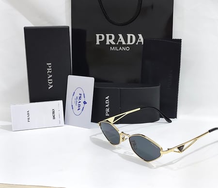 نظارة PRADA
