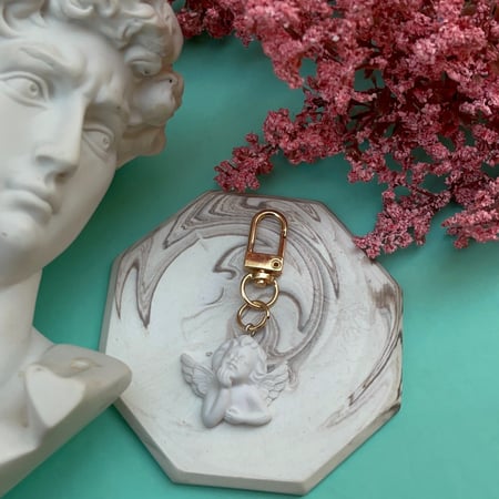 سلسلة مفاتيح بيبي انجل