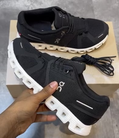 Cloud 5 'Black White'