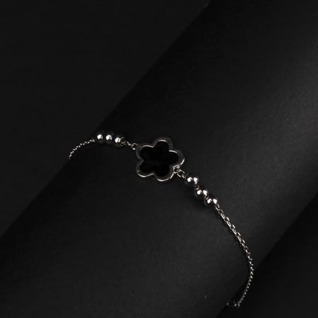 اسوارة فضة نسائي مزينة بحجر اونكس اسود مع تصميم النجمة