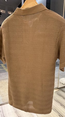 تيشيرت تريكو مخرم بأكمام قصيرة