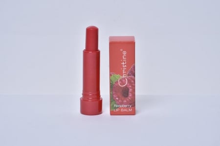 كرستين مرطب شفاه بالتوت الاحمر