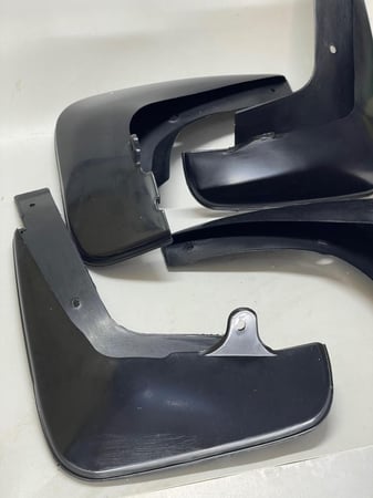 طقم نسافات كامري 2003-2006 تايواني