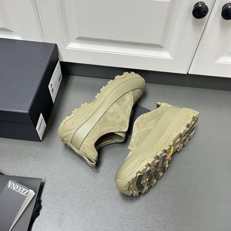 حذاء زينيا تربل ستيتش أخضر