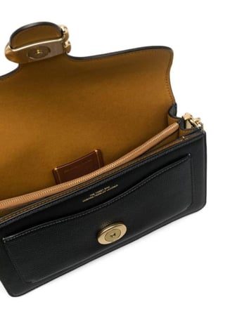 شنطة كوتش اسود أنيقة