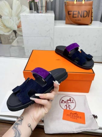 ايرميز صندل شمواه - دمج اللونين البنفسجي والكحلي