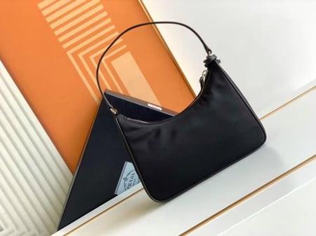 حقيبة يد Prada