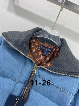 جاكيت لوي فيتون جينز