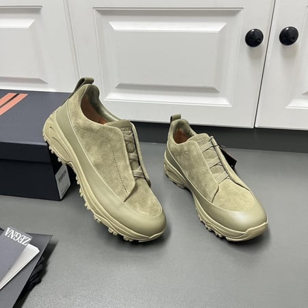 حذاء زينيا تربل ستيتش أخضر