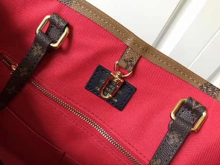 شنطة لويس فيتون OTG بني