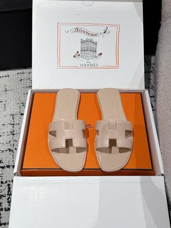 ايرميز صندل بيج كلاسيك