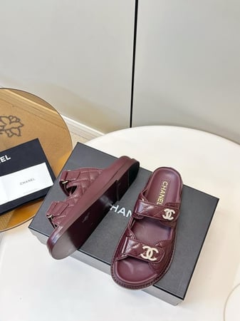 شانيل صندل برغاندي