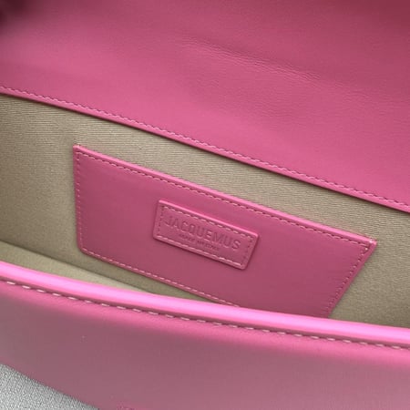 شنطة جاكومس