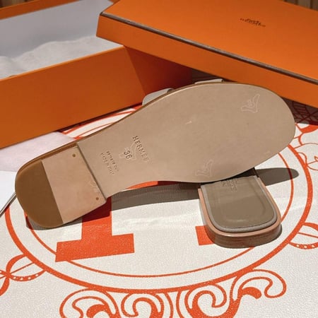 ايرميز صندل زيتي