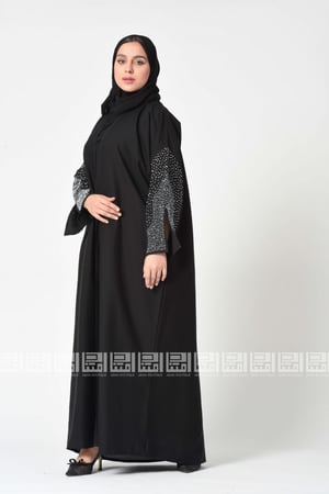 عباية سوداء بتصميم خرزي 1171