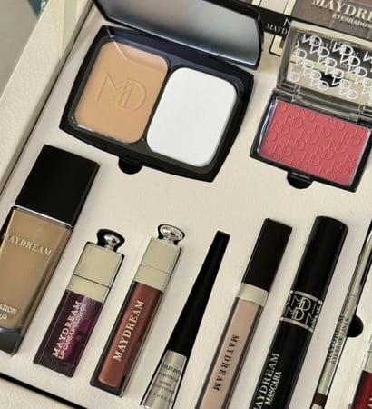 بكج مكياج MAYDREAM مع الهايفو المنزلي