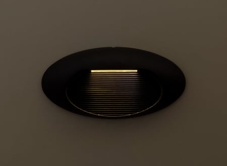 انارة جدارية 9M7WW  جرم اسود المنيوم روسلين