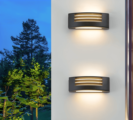 انارة جدارية 019-7L جرم اسود المنيوم روسلين