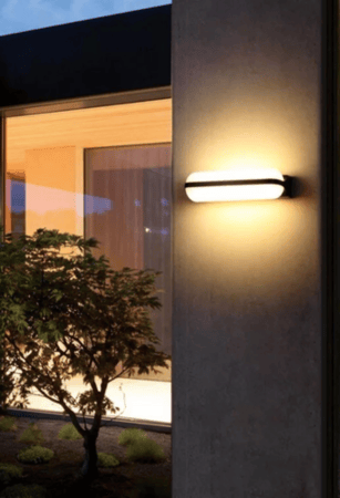 انارة جدارية  لد اصفر طويل 20 واط جرم اسود اس ون