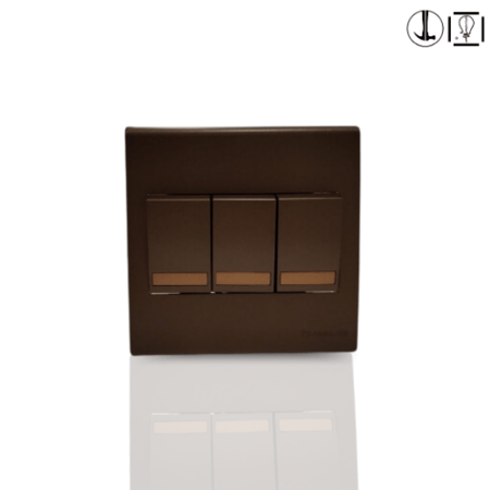 مفتاح ثلاثي بني غامق عريض باناسونيك تايلندي