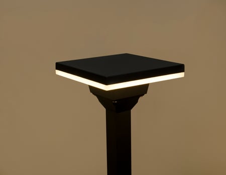 انارة حديقة لد اصفر مربع اسود طول 50 سم 5003 من روسلين