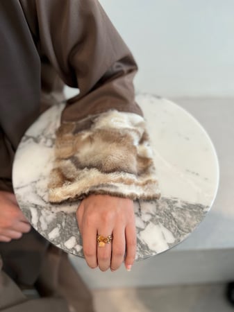 عباية شتوية كريب، وفرو