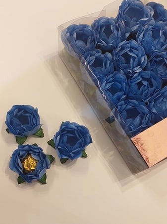 فلورا ورد ورقي للتوزيعات,40 وردة في البكت لون أزرق