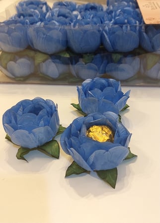 فلورا ورد ورقي للتوزيعات,40 وردة في البكت لون أزرق