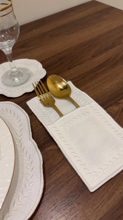 طقم مميز تطريز سكري