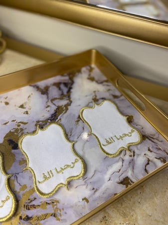 كوستر تطريز ذهبي