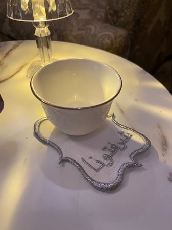 كوستر تطريز فضي