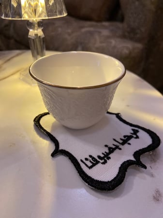 كوستر تطريز … لون اسود