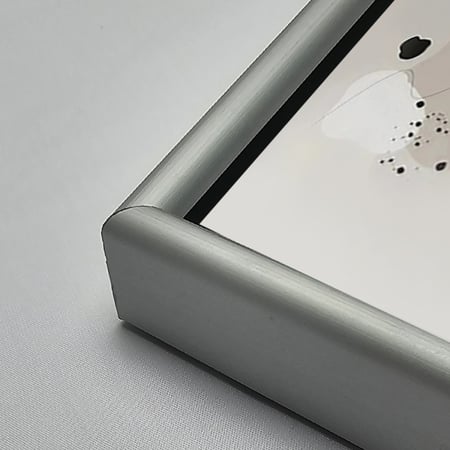 لوحة جدارية اكريليك مقسمة إلى أشكال وخطوط الوان