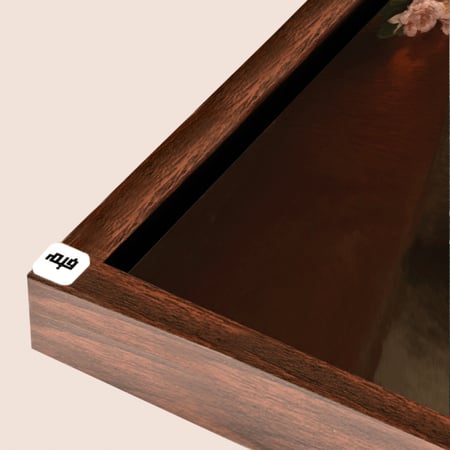 لوحة جدارية مودرن فتاة مع ازهار