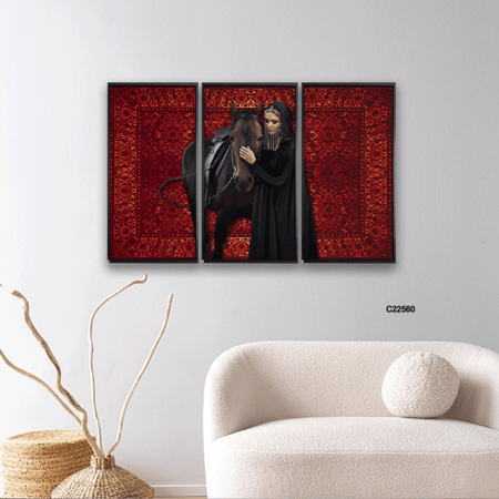 لوحة جدارية 3 قطع امراة وخيل بخلفية من النقوش