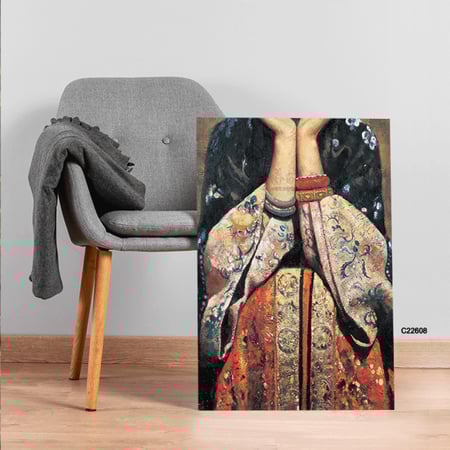 لوحة جدارية كانفس تجسد فتاة متكئة بتدرجات البيج والاحمر والازرق