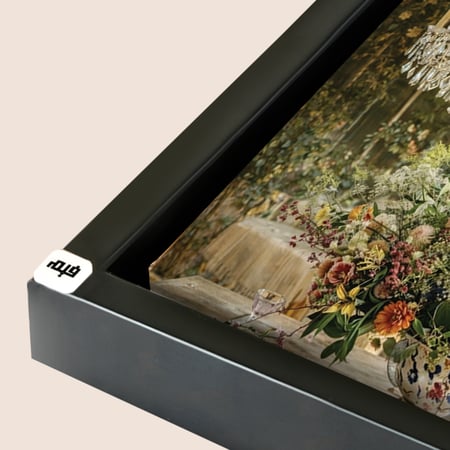 لوحة جدارية كانفس تصور غرفة عتيقة من قصر كلاسيكي قديم