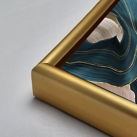 لوحة جدارية اكريليك تصميم تموجات متداخلة بتدرجات الزيتي والذهبي