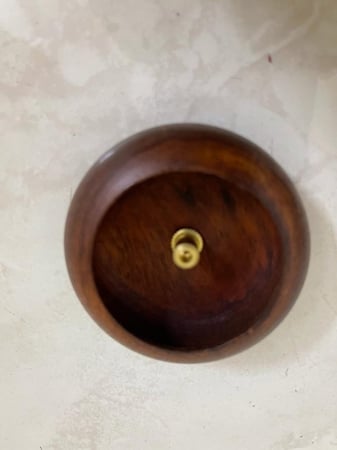 مبخرة علاقي لجميع مقاسات العُوْدِ