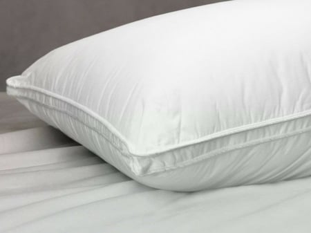 مخدة فندقية بديل الريش