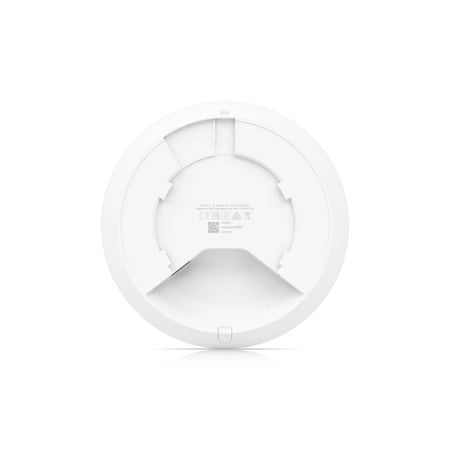 الجهة الخلفية لجهاز UniFi Access Point مع معلومات التصنيع وQR code