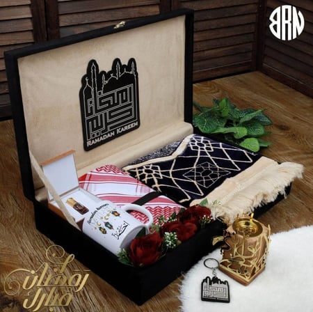 بوكسات هدايا رجالية رمضاني سجاد صلاة موديل BRN-2355