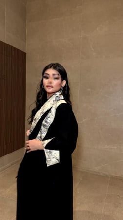 عبايه  ORA 19  ( سكري مع اسود )